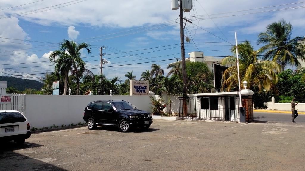Village Hotel Ocho Rios Exterior photo